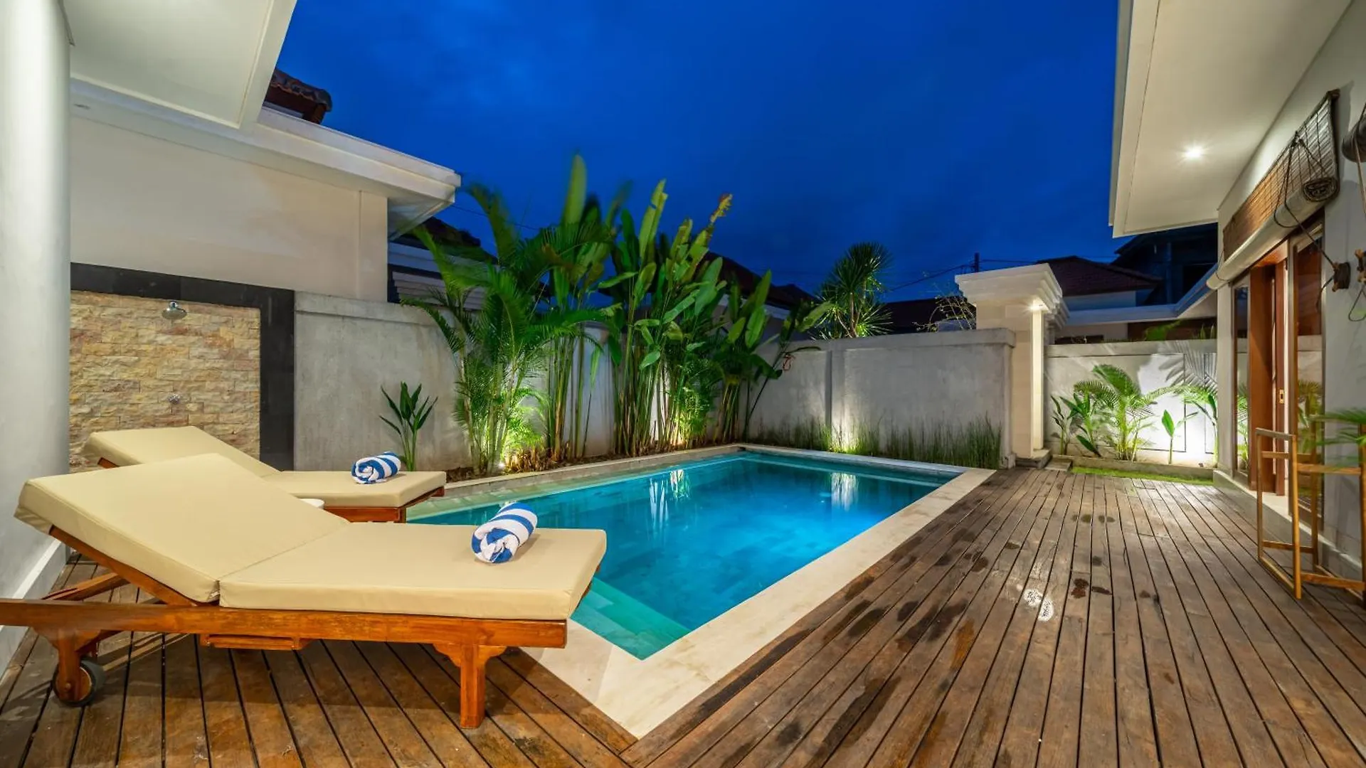 Sunterra 3- Luxury 3Bedroom Villa In Canggu With Private Pool - Exclusive Special Promo Kerobokan