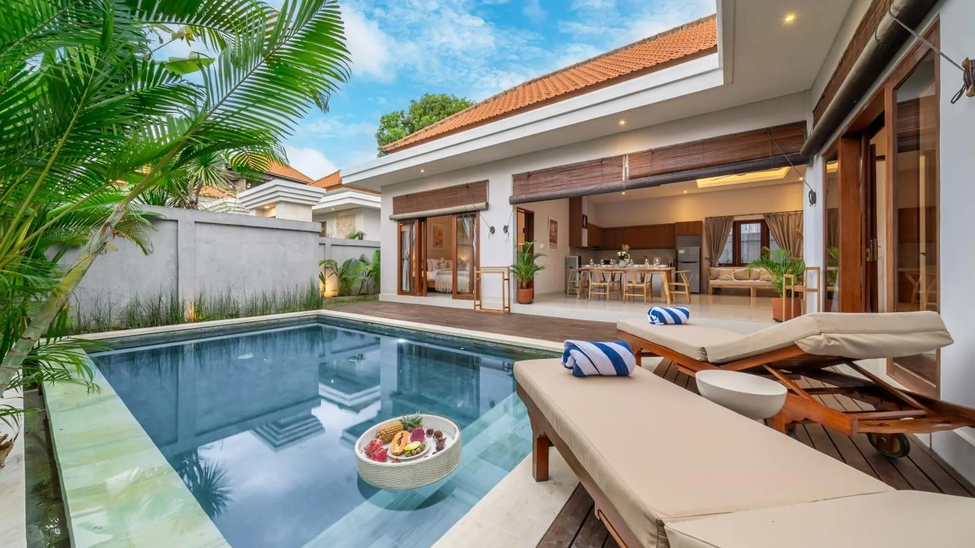 Sunterra 3- Luxury 3Bedroom Villa In Canggu With Private Pool - Exclusive Special Promo Kerobokan